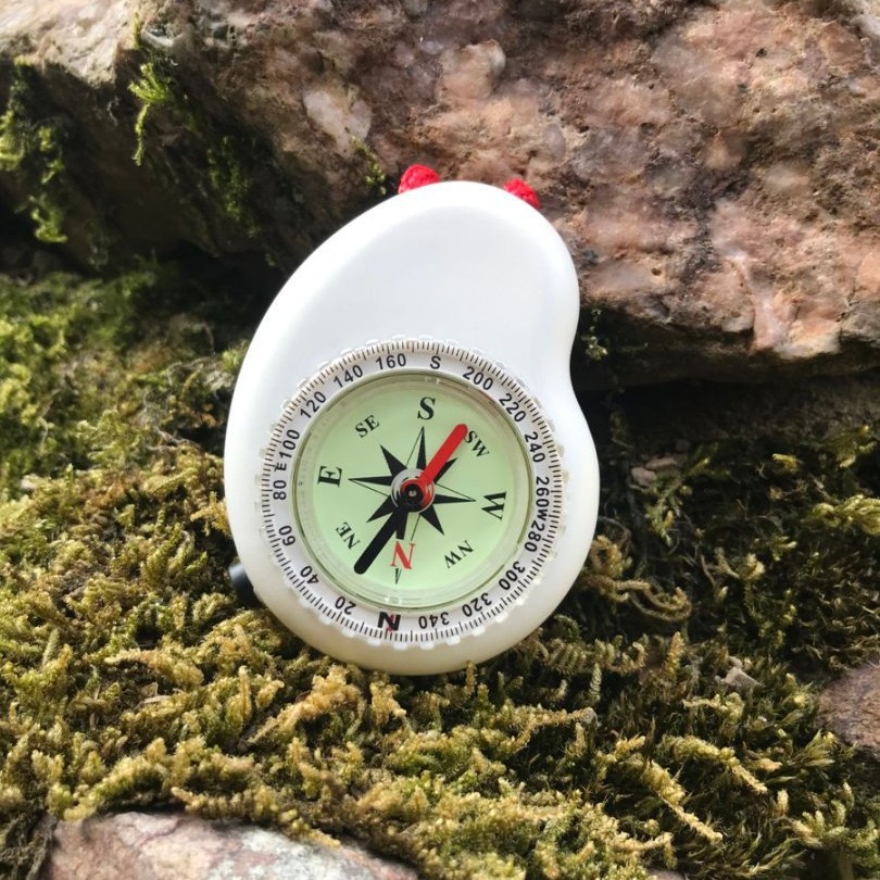 بوصلة صغيرة للبقاء على قيد الح - مراجعة Outdoor Adventure Guide وسعره