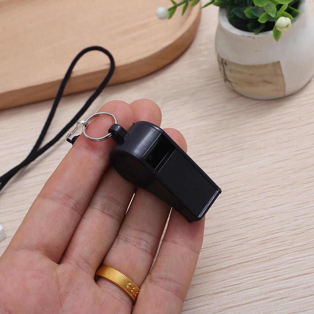 10 قطعة صفارات بلاستيكية مع اس - مراجعة Emergency Whistle Pea وسعره